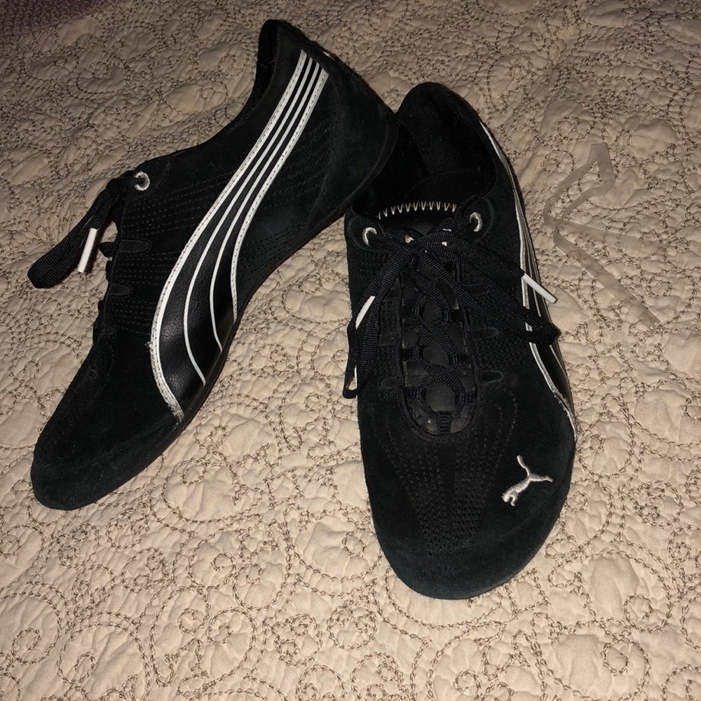 Puma velvet shoes